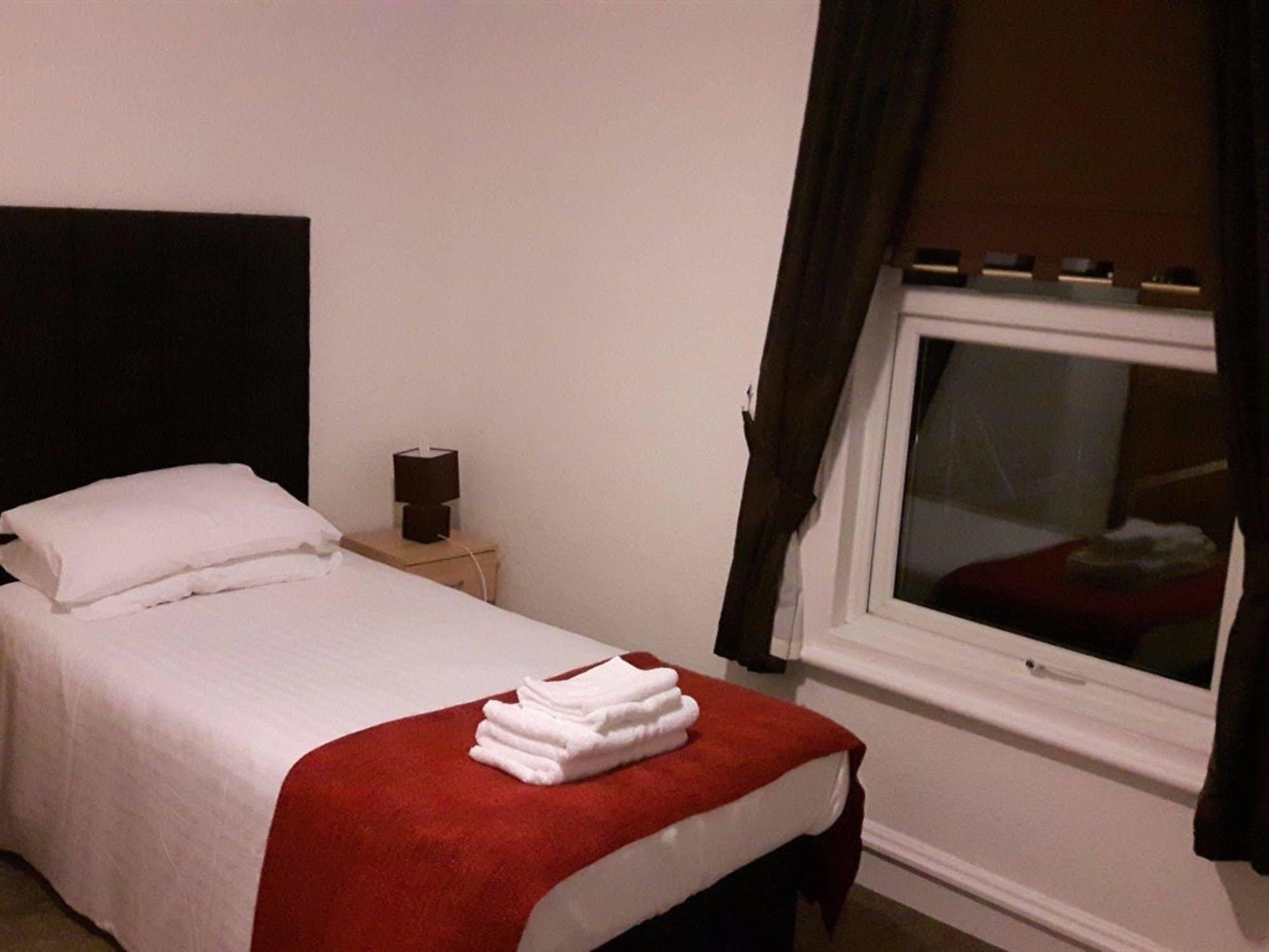 Trinity Guest House Hartlepool Bagian luar foto