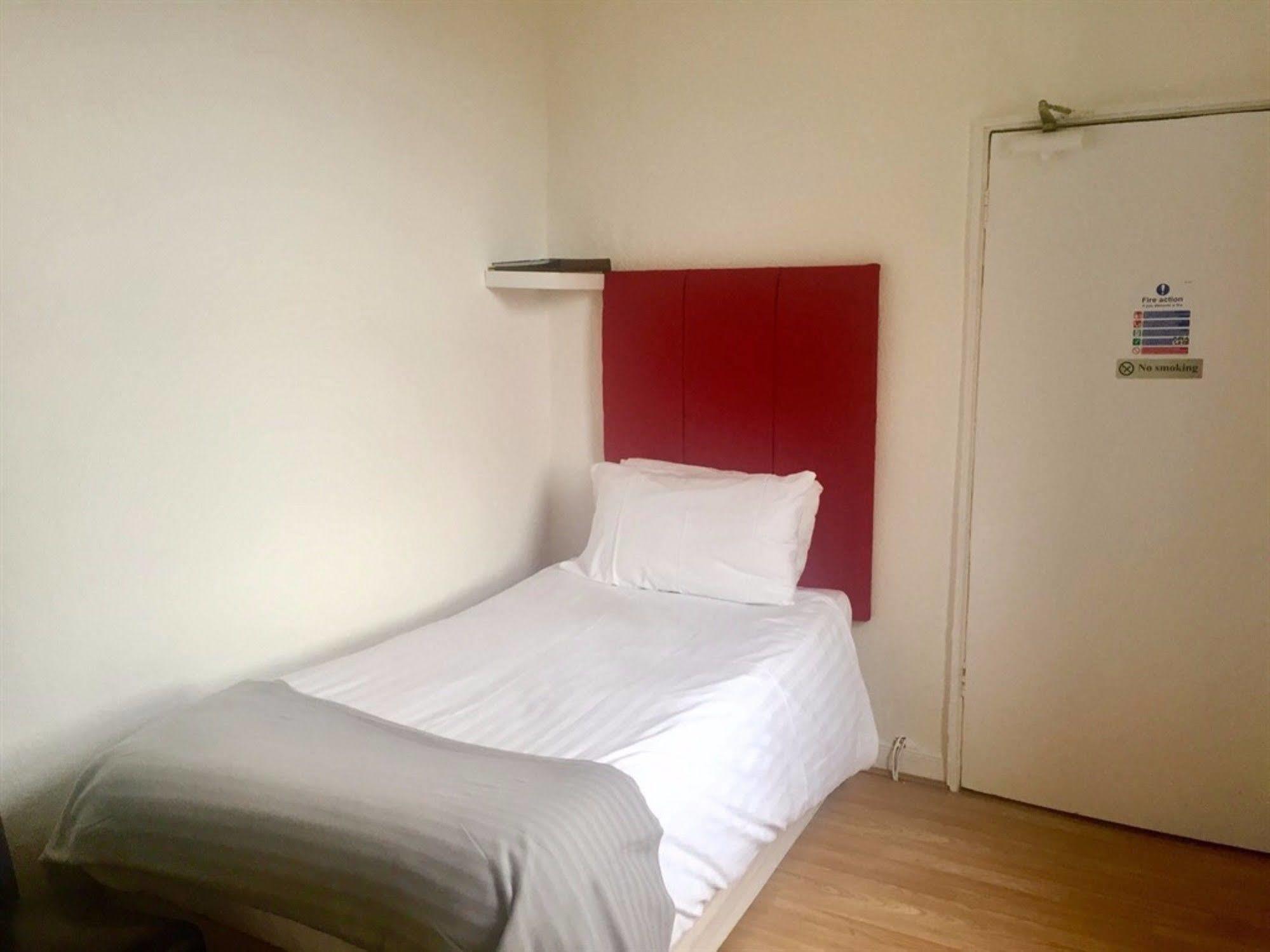 Trinity Guest House Hartlepool Bagian luar foto